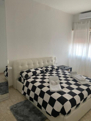 Nic Roma House
